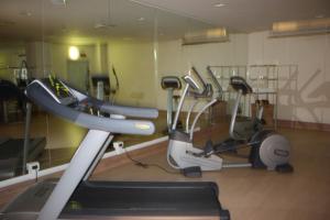 Fitness centrum a/nebo fitness zařízení v ubytování THotel Lamezia