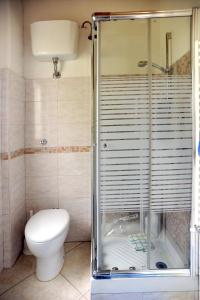 Ett badrum på Casa Vacanza la Rondine