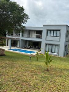 Πισίνα στο ή κοντά στο Mimunda Villa