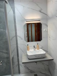 Koupelna v ubytování Casa Leny + 35 fotografií