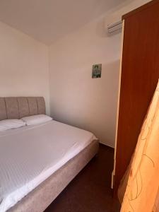 Φωτογραφία από το άλμπουμ του Beachfront Apartment στη Χειμάρρα