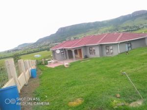 Nespecifikovaný výhled na hory nebo výhled na hory při pohledu z prázdninového domu + 7 fotografií