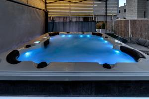 Fotografie z fotogalerie ubytování וילה קובדו כנרת של רשת לב הגולן - וילה מהממת עם בריכה פרטית מחוממת v destinaci Javne'el