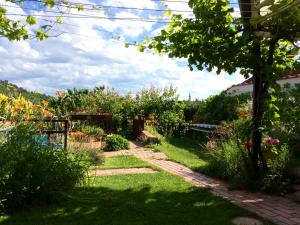 Giardino di Pension Crhan