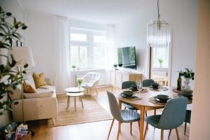 Телевизор и/или развлекательный центр в stay-a-while Apartment I Etta - Hans I kostenloser Parkplatz, Waschmaschine