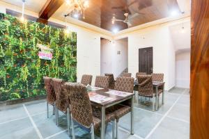 Χώρος καθιστικού στο HOTEL O NANDI PALACE