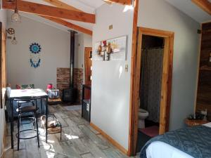 Gallery image of Cabañita con o sin Tinaja Ruta657 in Coihaique