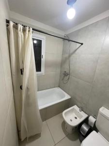 Koupelna v ubytování Departamento en Residencias Uru Cure