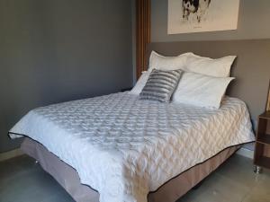 Ένα ή περισσότερα κρεβάτια σε δωμάτιο στο Stofberg Guest House