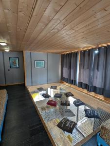 O zonă de relaxare la Villa Mammouth +45 fotografii