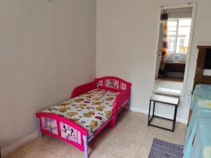 Imagen de la galería de Mendes Family Guesthouse, and Services, en Praia