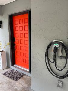 Fotografie z fotogalerie ubytování Fun Oasis Near Springs Spa Game Room Yard Spa EV v destinaci Crystal River