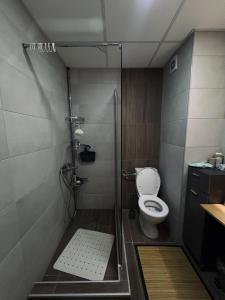 Koupelna v ubytování City apartment Skopje + 4 fotografie