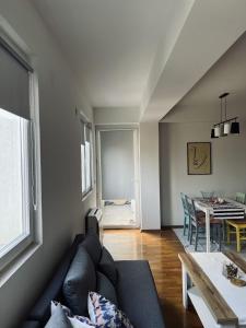 Posezení v ubytování City apartment Skopje