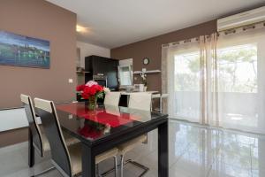 Kuchyň nebo kuchyňský kout v ubytování Apartman Verica
