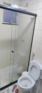 Ένα μπάνιο στο Apartamento aconchegante