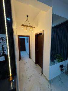 Gallery image of Luxurious fully furnished 3 bedroom apartment in Ikate