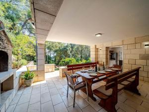 Sân trong/khu vực ngoài trời tại Holiday Home Island Gem - Five Bedroom Apartment