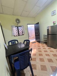 Η κουζίνα ή μικρή κουζίνα στο Acogedor Apartamento en Iquitos