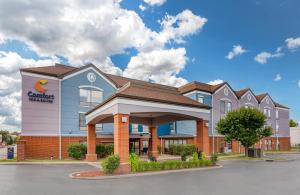 a rendering of a hospital building at Comfort Inn & Suites Saint Louis Lafayette Square in Saint Louis
