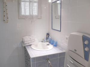 Ένα μπάνιο στο Les chambres d'Adeline - B&B +19 φωτογραφίες