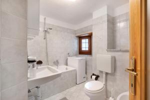 Ένα μπάνιο στο Maison Tillier Valtournenche +19 φωτογραφίες