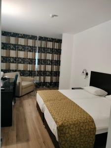 Gallery image of Restal Hotel in Tiberias