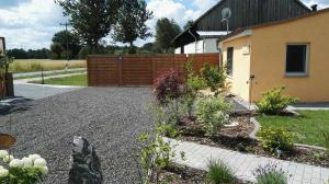 Ein Garten an der Unterkunft Spreewaldhäuser Wiesner