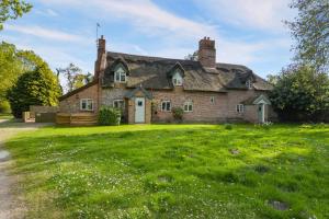 Hoone, kus puhkemaja asub