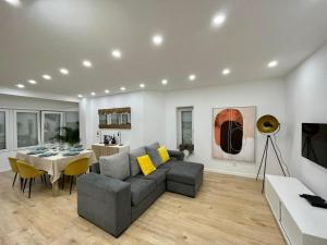 Χώρος καθιστικού στο Sunny House