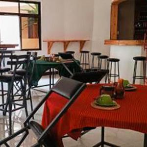 Ruang duduk di Kilimanjaro Budget
