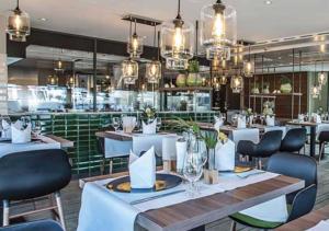 Gallery image of Hotelships Holland - Messe Hotel Düsseldorf in Düsseldorf