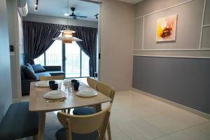 Posezení v ubytování Datum Jelatek Residence By Rasbo Galaxy Suites
