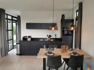 Kuchyň nebo kuchyňský kout v ubytování Vakantiepark de Zeeuwse Parel - De Witte Parel