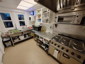 Kuchyň nebo kuchyňský kout v ubytování The Roseland Centre