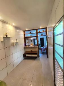 Kuchyň nebo kuchyňský kout v ubytování Casa da Denny