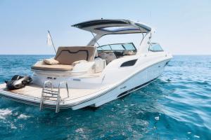 Φυσικό τοπίο κοντά σε αυτό το πλωτό κατάλυμα