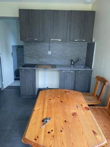 Η κουζίνα ή μικρή κουζίνα στο Maison à la campagne +1 φωτογραφίες