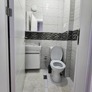 Bilik mandi di The Golden Oasis +5 gambar