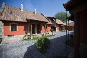 Fotografia z galérie ubytovania Villa Medici Vendégház v destinácii Kiskőrös