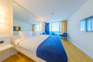 Gallery image of Panorama Sea Side Hotel in Batumi