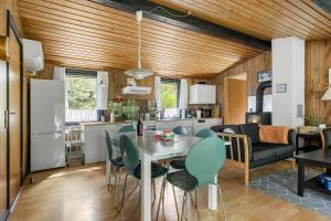 Kuchyň nebo kuchyňský kout v ubytování 6501-Hasle-Campanella-8