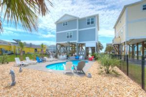 Bazén v ubytování Slip Away nebo v jeho okolí