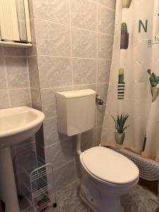 Ένα μπάνιο στο Rooms Kuljic +72 φωτογραφίες