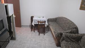 Posezení v ubytování Gjirokastra Center Apartment