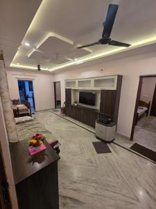 Ruang duduk di J square