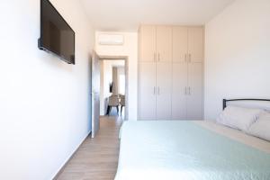 Gallery image of Smiles Apartments With Panoramic View in Zipárion