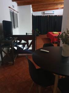 Μια τηλεόραση ή/και κέντρο ψυχαγωγίας στο Cabañas Sierra Maestra