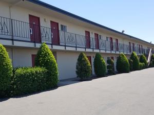 Gallery image of Economy Inn Fresno in Fresno