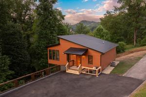 an overhead view of a tiny house with a driveway at Downtown Dreamin in Gatlinburg